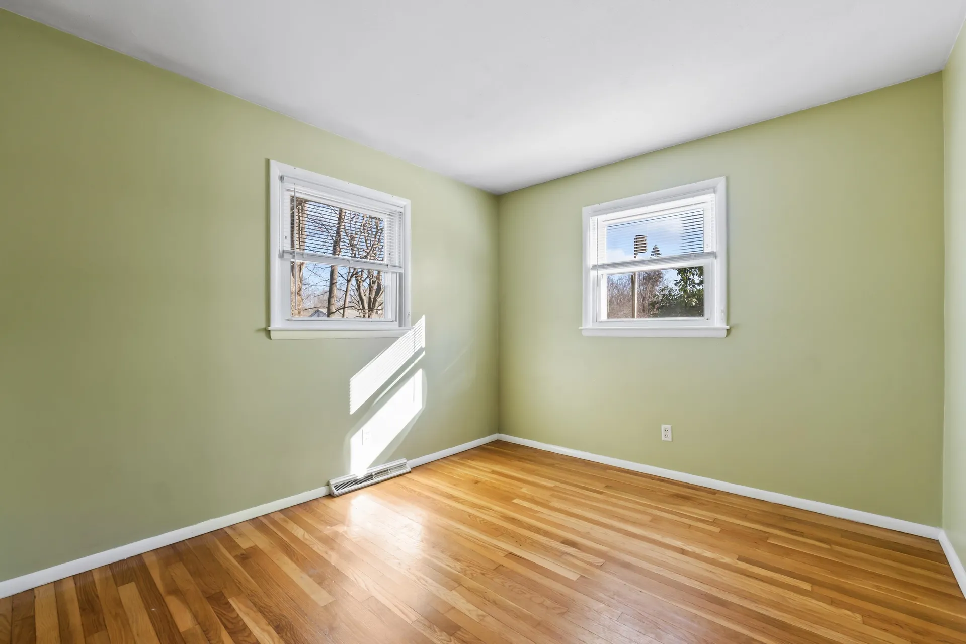 11 Denise Street Portsmouth NH 03801