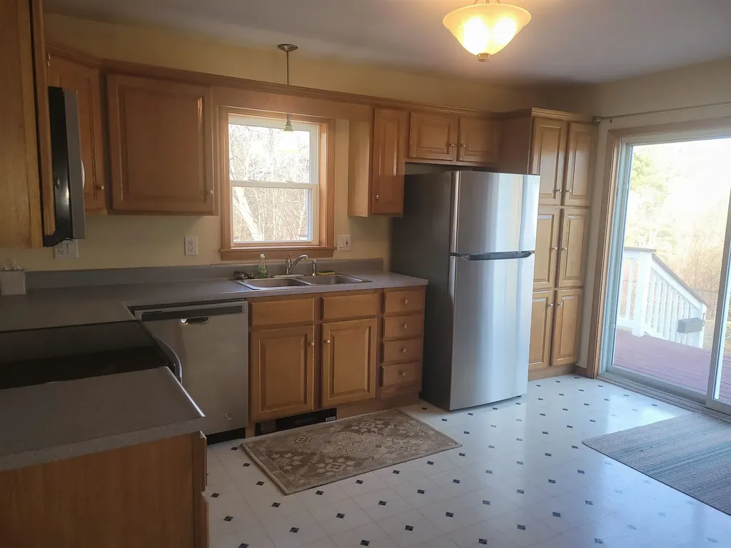 70 Beech Street Bristol NH 03222