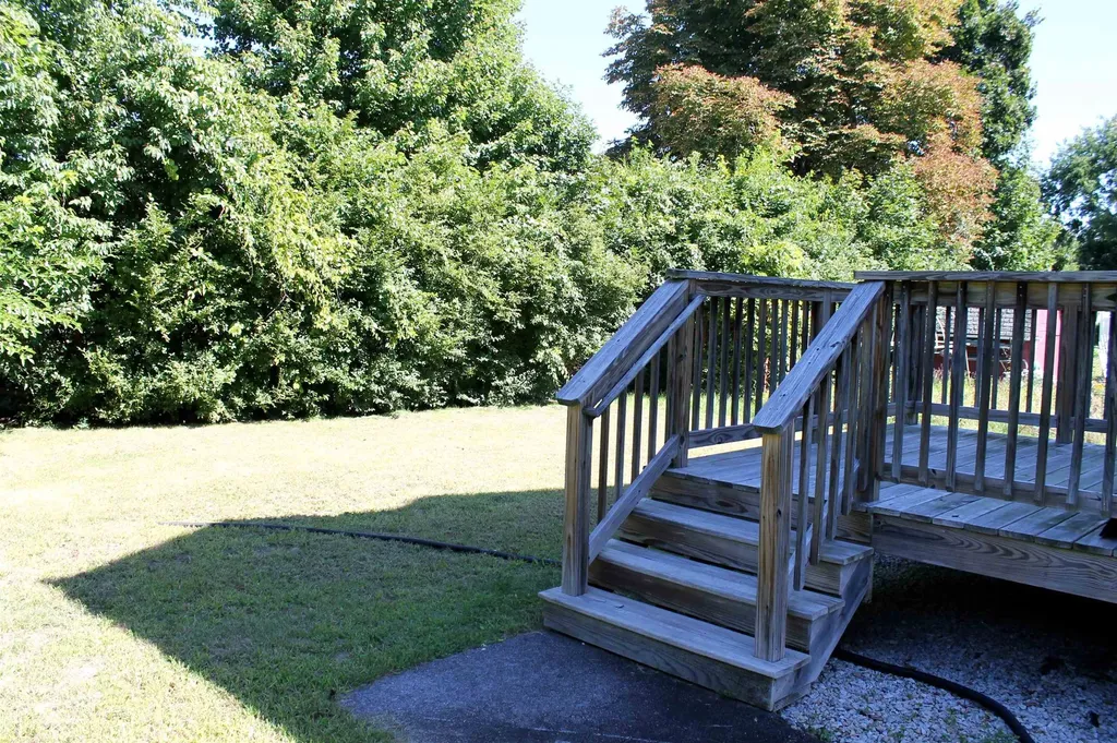 63 Dickey Street Manchester NH 03102