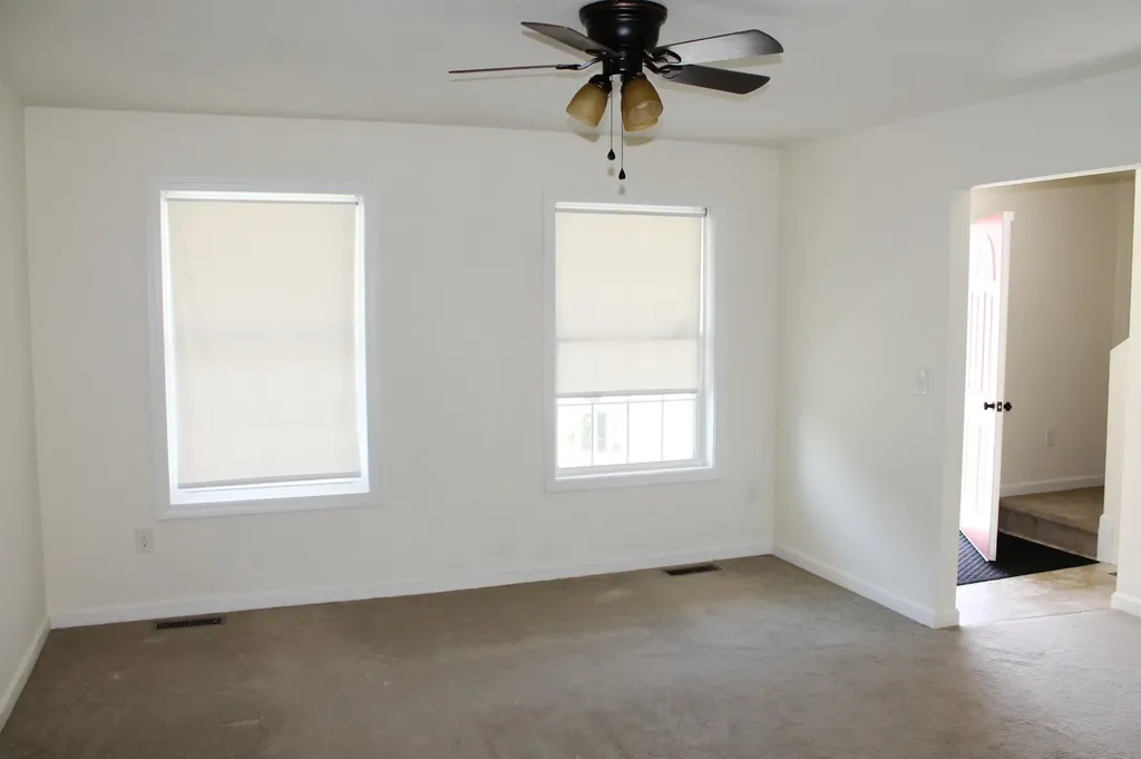 63 Dickey Street Manchester NH 03102