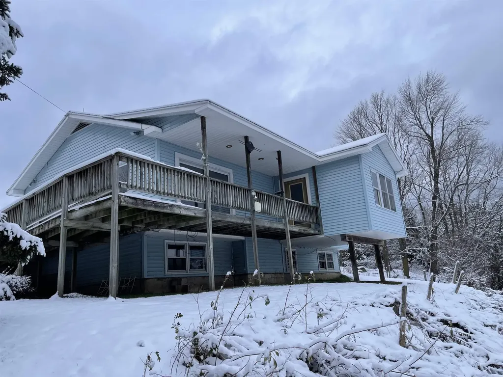 376 Reed Road Coventry VT 05825