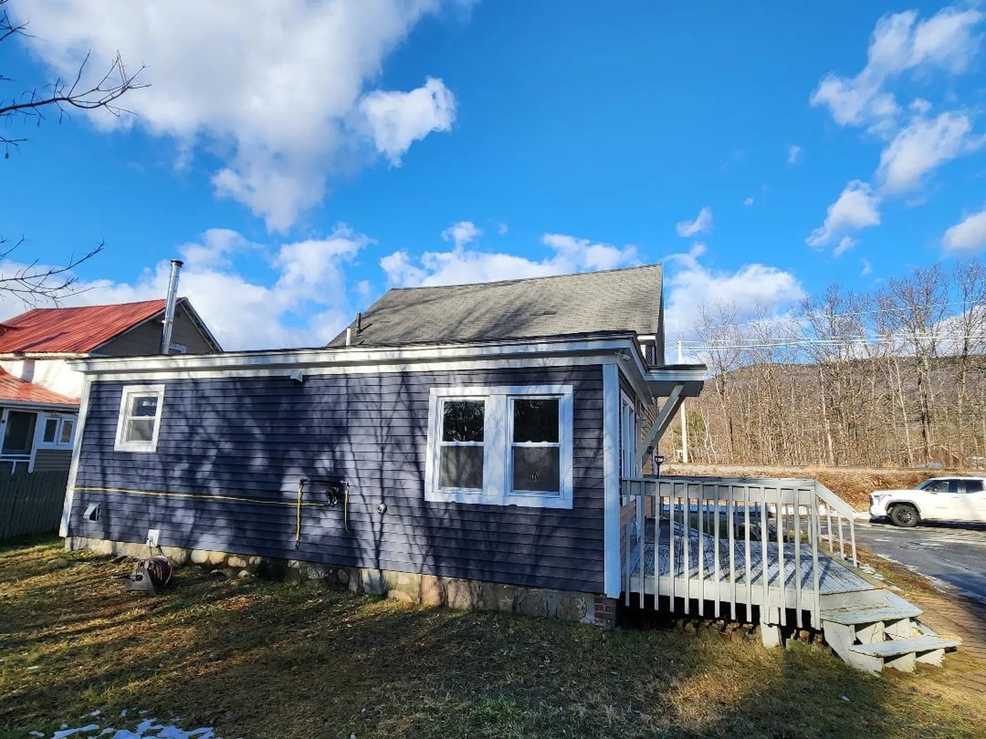 24 Bell Street Gorham NH 03581