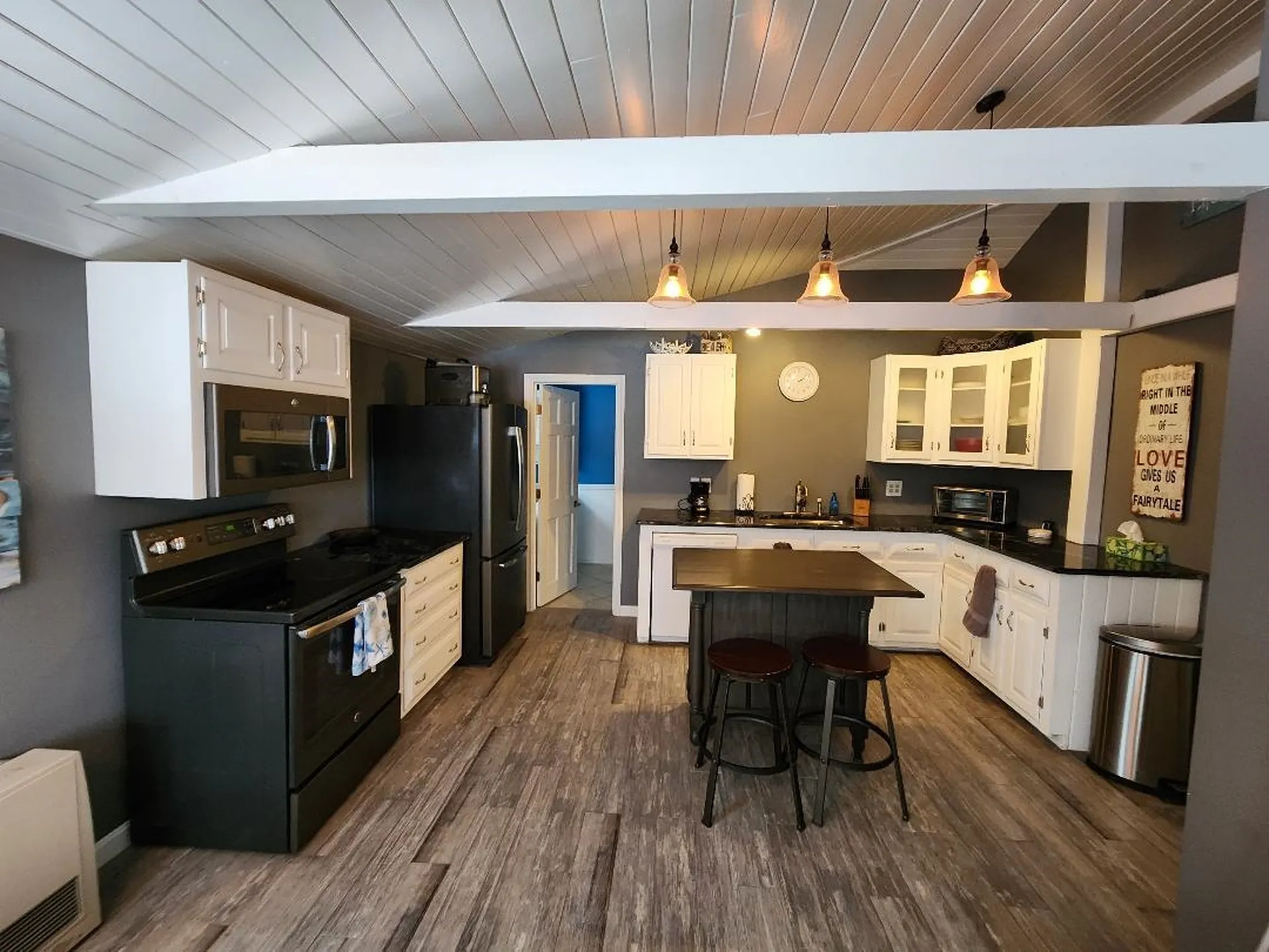 24 Bell Street Gorham NH 03581