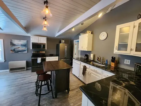 24 Bell Street Gorham NH 03581