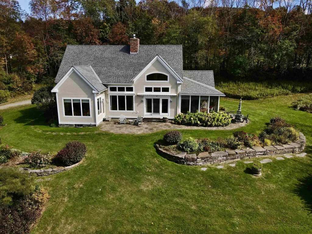 5154 East Warren Road Warren VT 05674