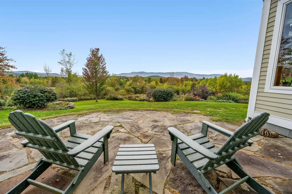 5154 East Warren Road Warren VT 05674