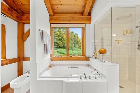 5154 East Warren Road Warren VT 05674