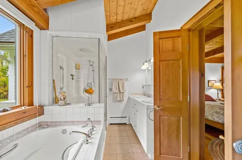 5154 East Warren Road Warren VT 05674