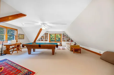 5154 East Warren Road Warren VT 05674