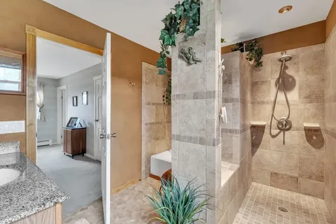 182 Tracy Lane Shelburne VT 05482