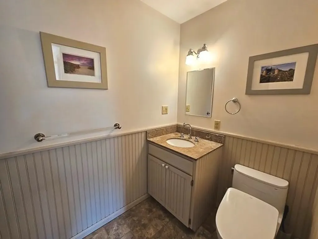 26 Mckinley Circle Marlborough NH 03455