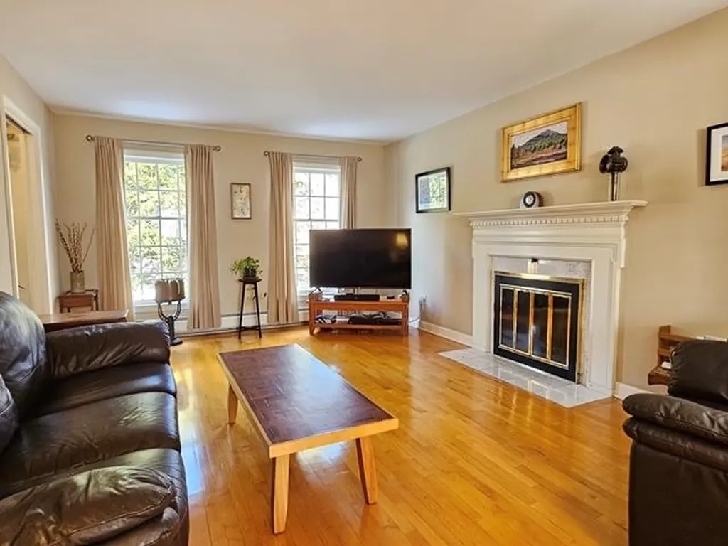 26 Mckinley Circle Marlborough NH 03455