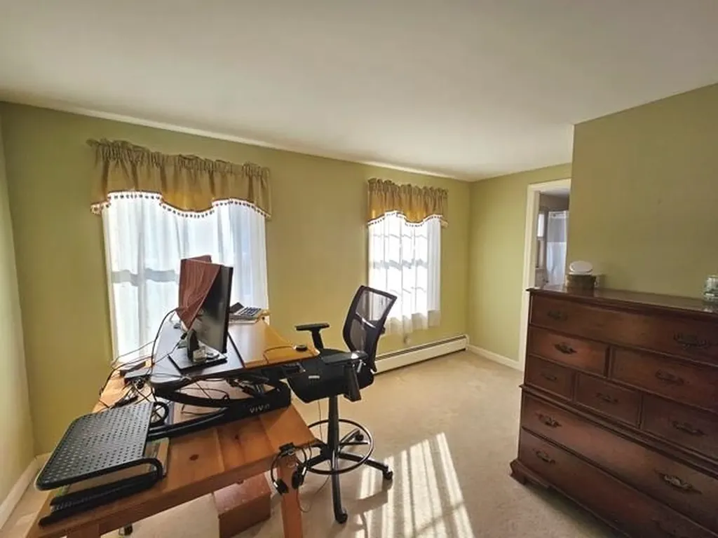 26 Mckinley Circle Marlborough NH 03455