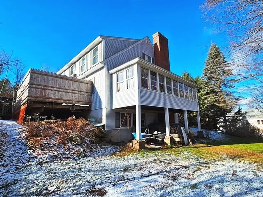 26 Mckinley Circle Marlborough NH 03455