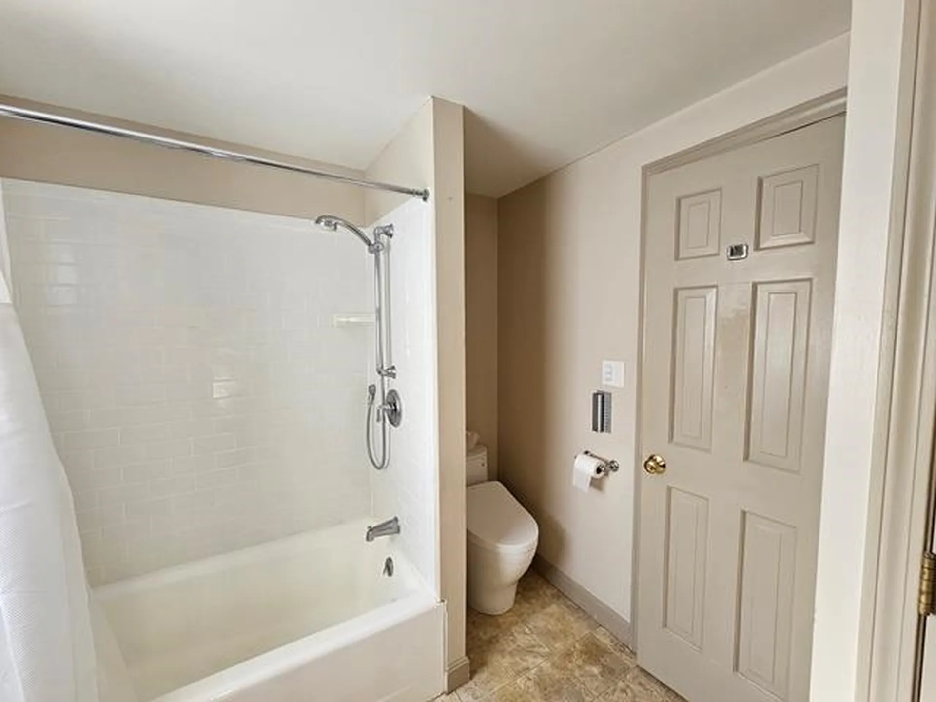 26 Mckinley Circle Marlborough NH 03455