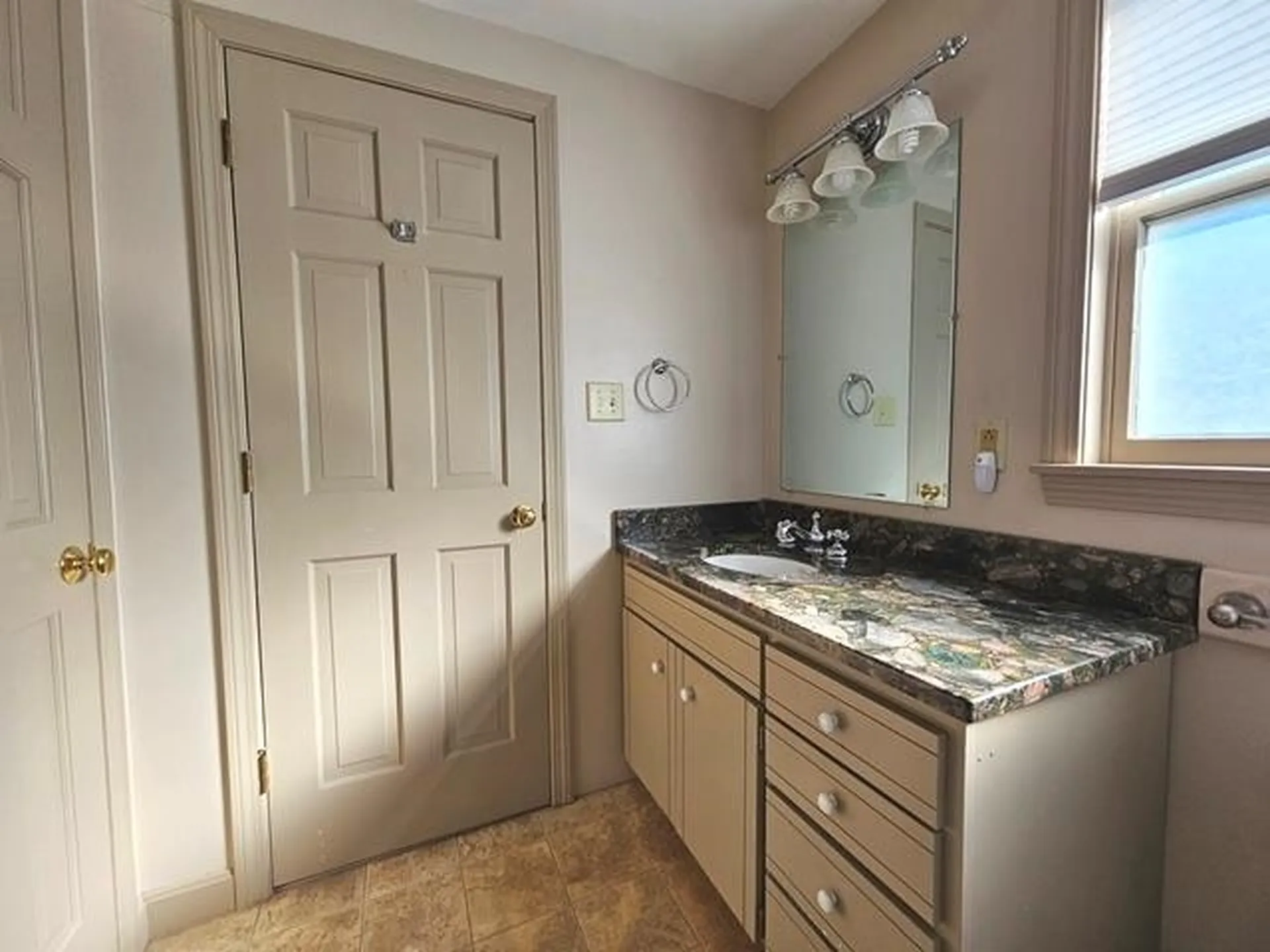 26 Mckinley Circle Marlborough NH 03455