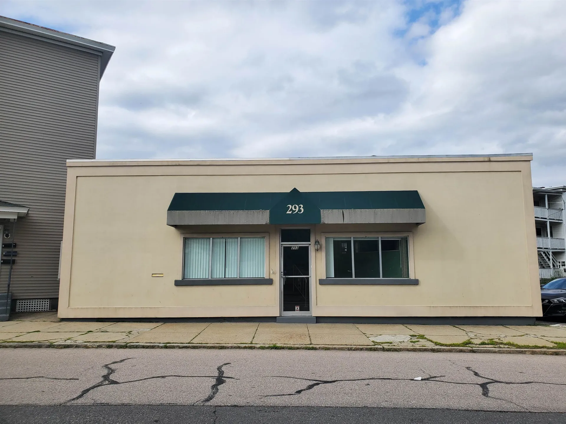 293 Amory Street Manchester NH 03102