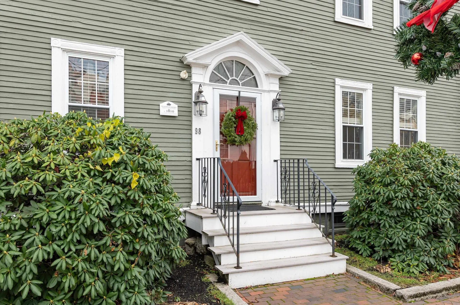 98 Court Street Portsmouth NH 03801