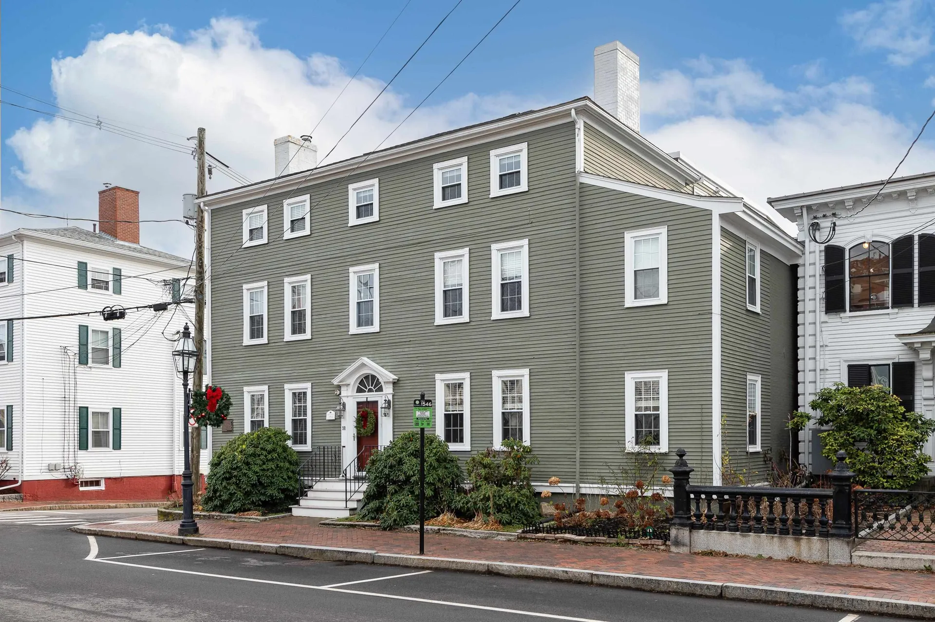 98 Court Street Portsmouth NH 03801