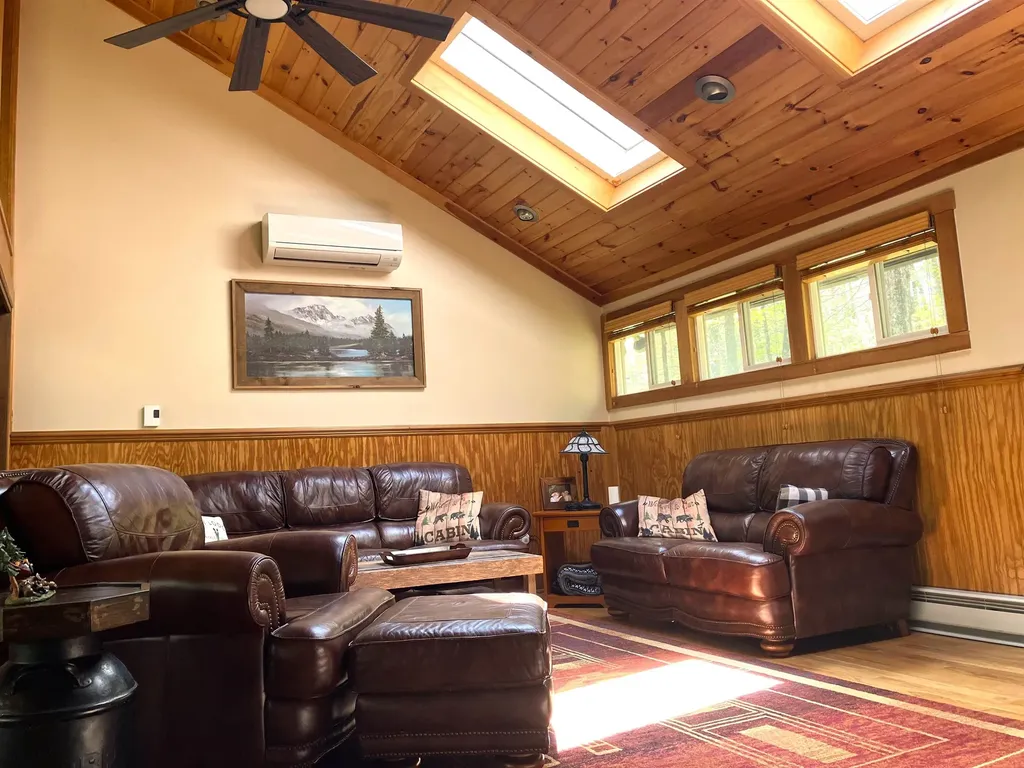 78 Pond Loop Wilmington VT 05363