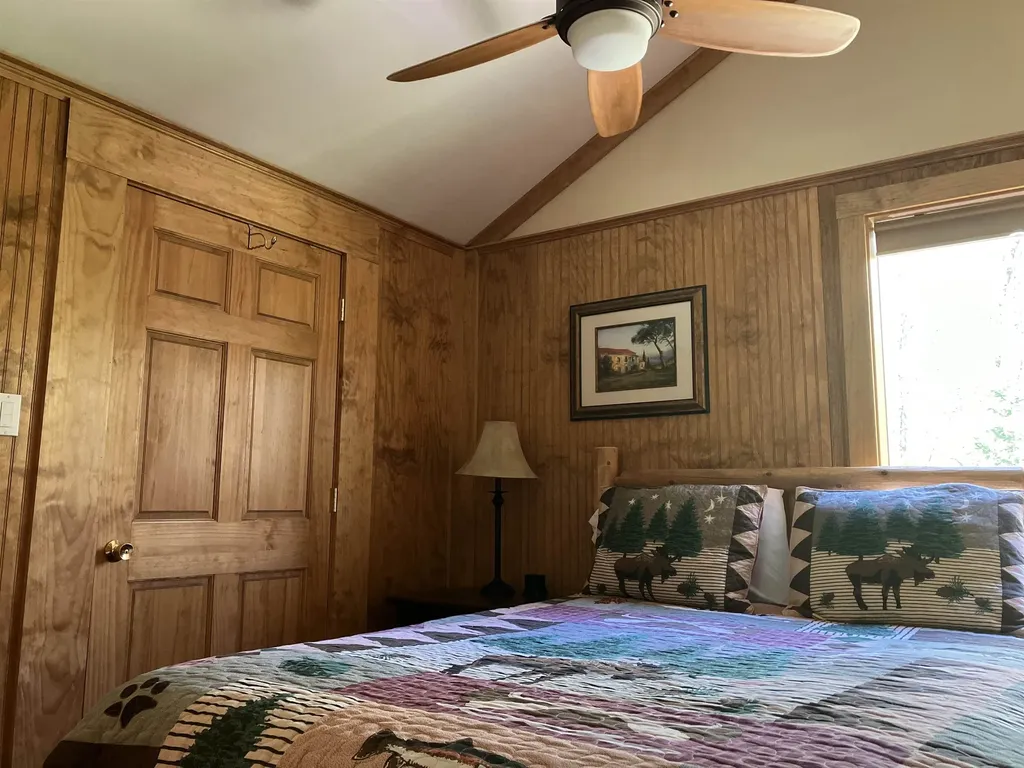 78 Pond Loop Wilmington VT 05363