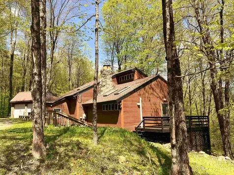 78 Pond Loop Wilmington VT 05363