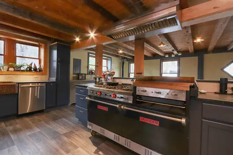 490 Old Man Mountain Road St. Johnsbury VT 05819