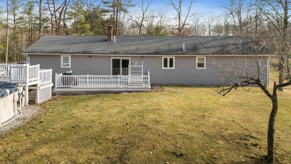 68 Drew Road Derry NH 03038
