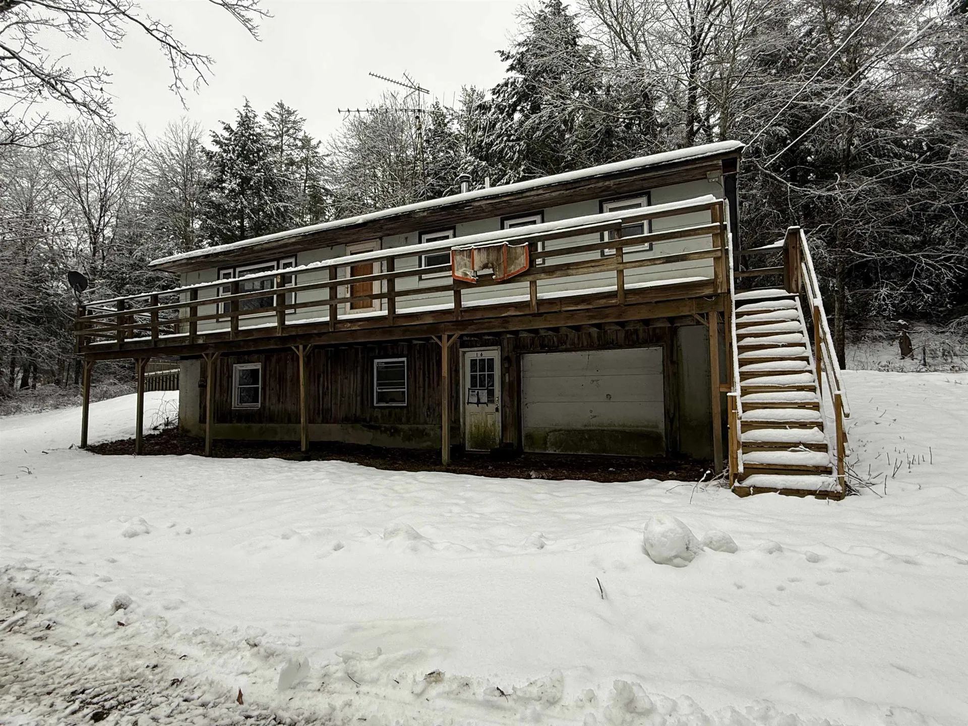 16 Beam Road Putney VT 05346
