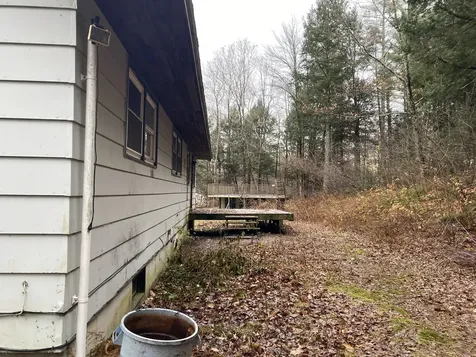 16 Beam Road Putney VT 05346