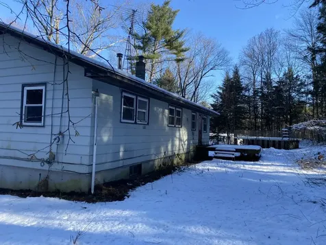 16 Beam Road Putney VT 05346