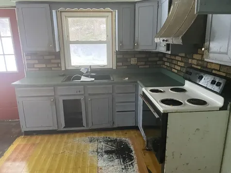 16 Beam Road Putney VT 05346