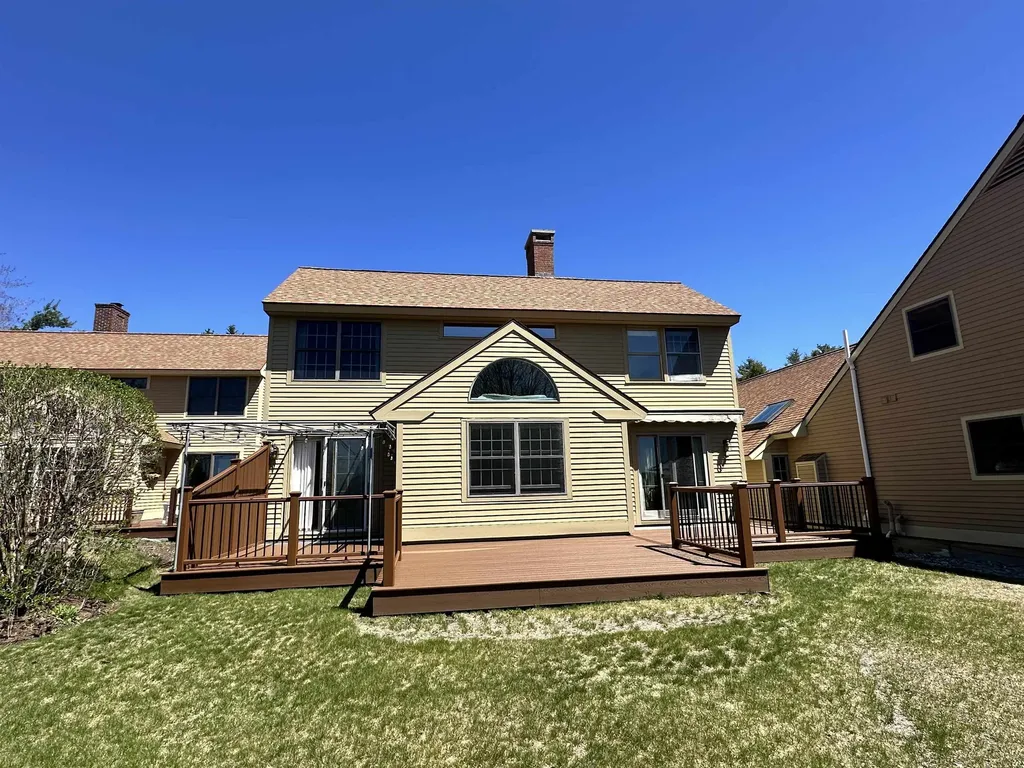 8 Highland Ridge New London NH 03257