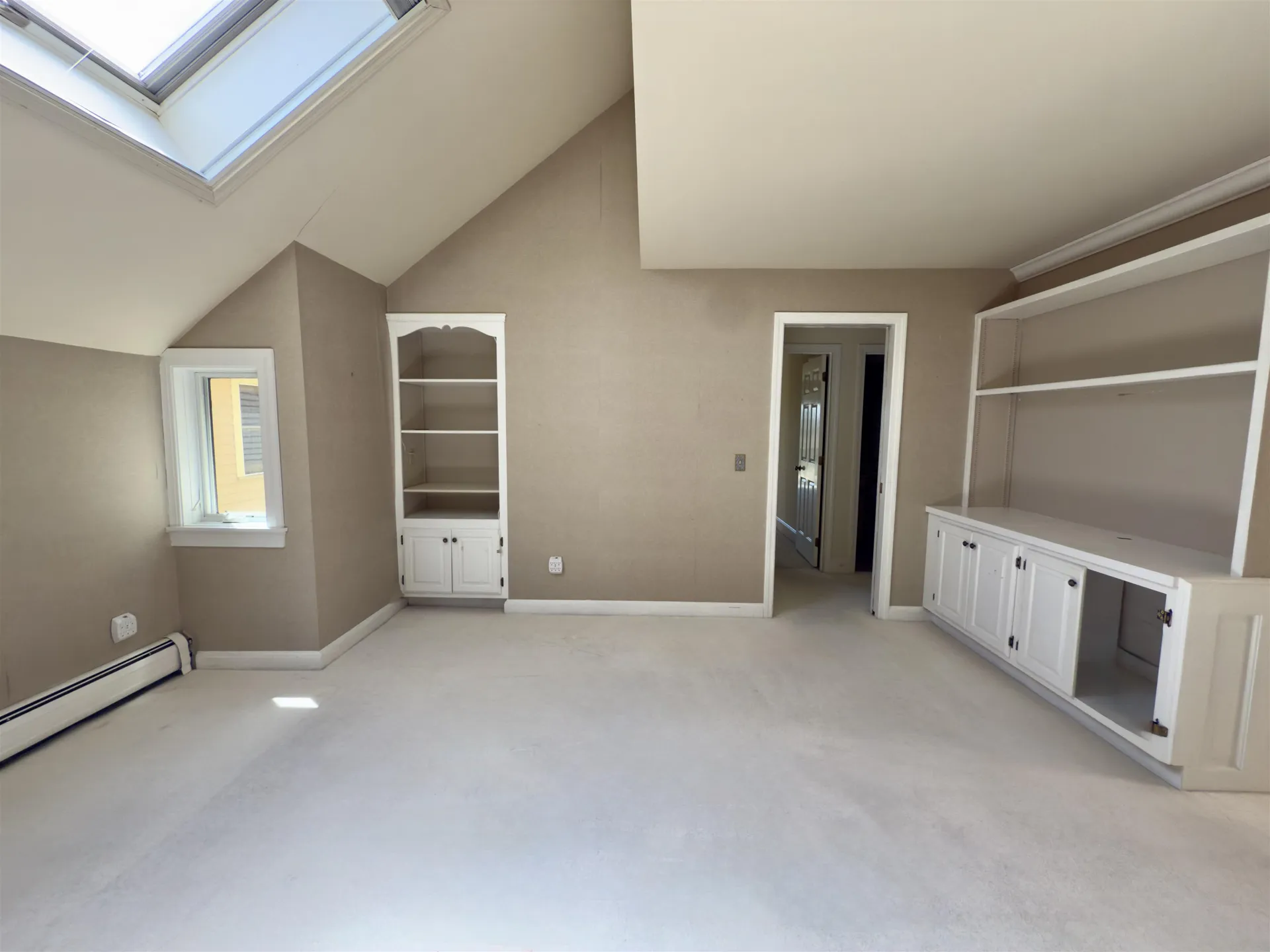 8 Highland Ridge New London NH 03257