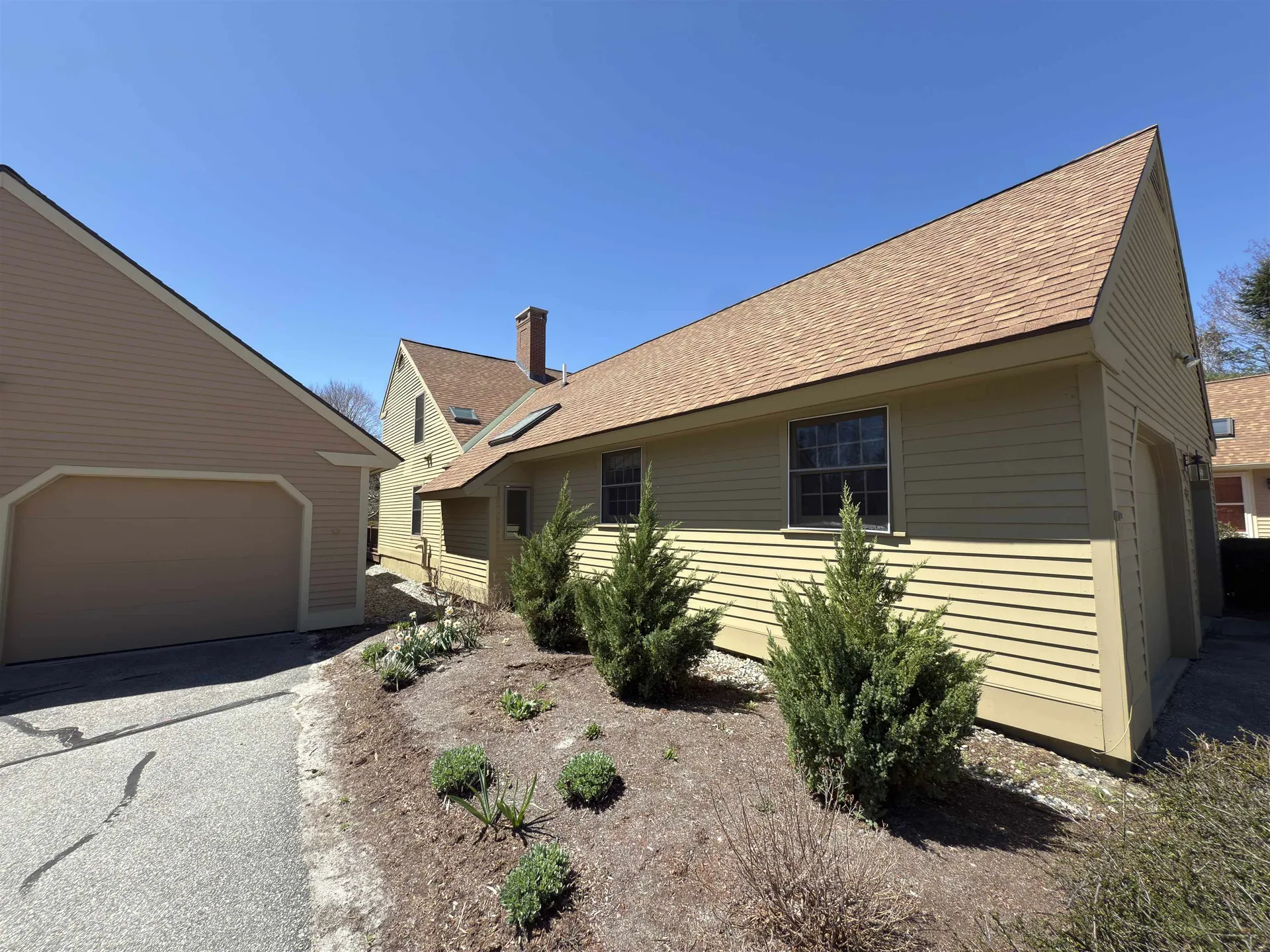 8 Highland Ridge New London NH 03257