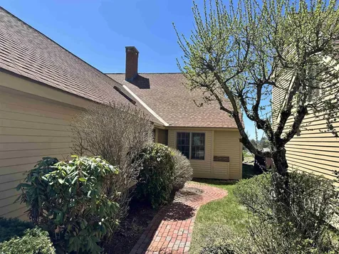 8 Highland Ridge New London NH 03257