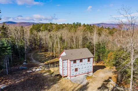 191 Vt Route 11 Peru VT 05152