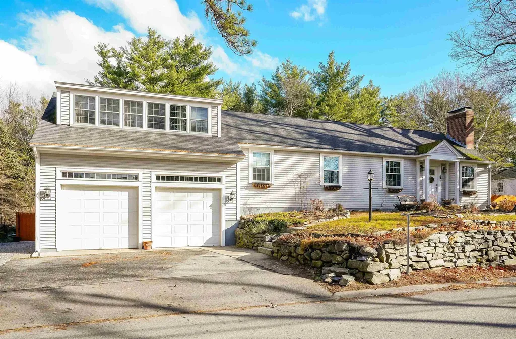 27 Mack Hill Road Amherst NH 03031