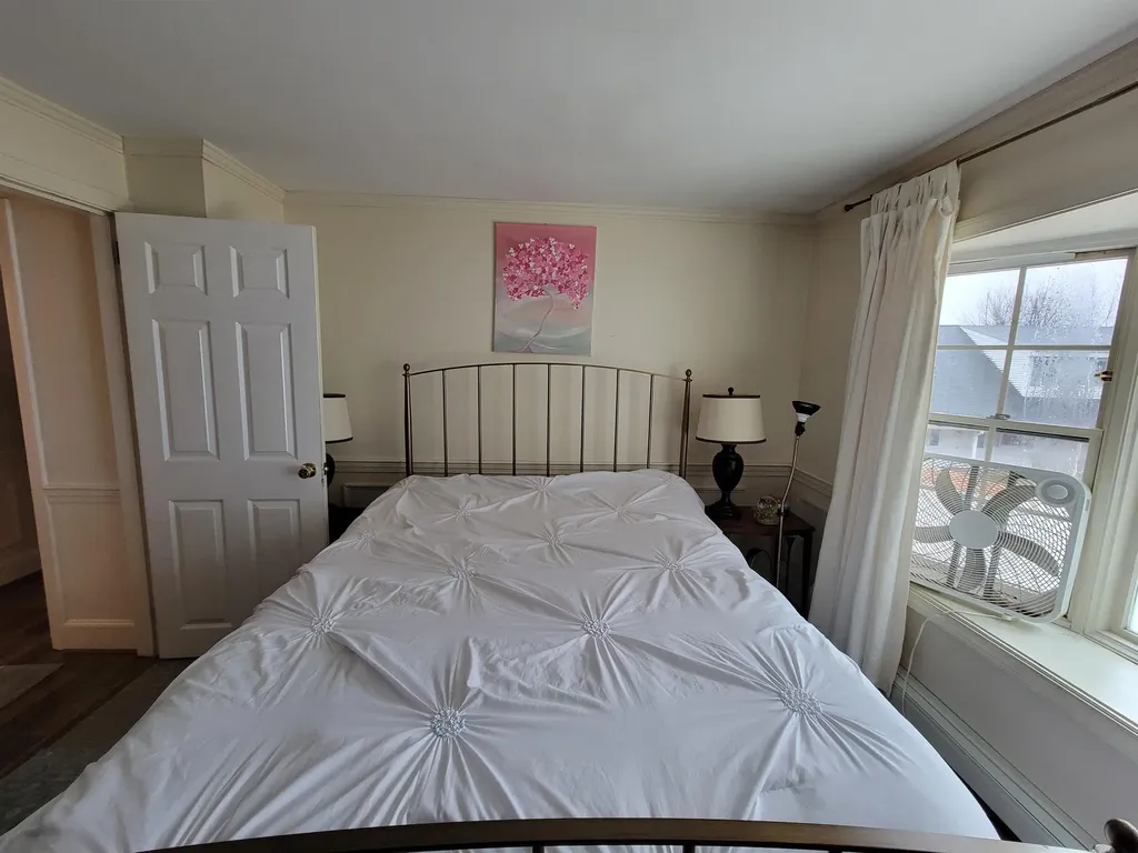 1315 Mayhew Turnpike Bridgewater NH 03222