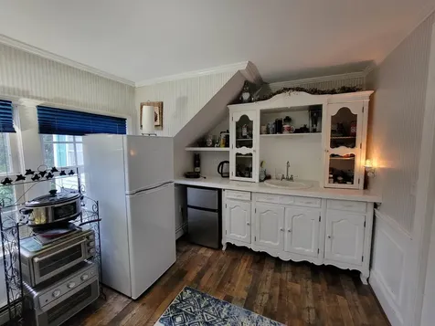 1315 Mayhew Turnpike Bridgewater NH 03222