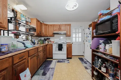 4 Elliot Park Dover NH 03820