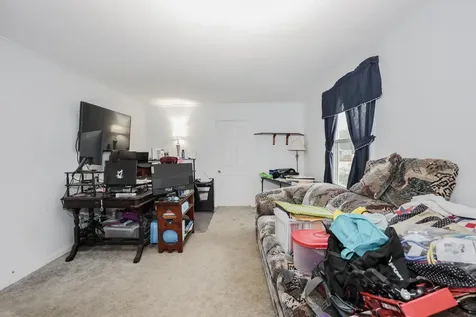 4 Elliot Park Dover NH 03820