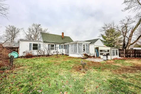 4 Elliot Park Dover NH 03820