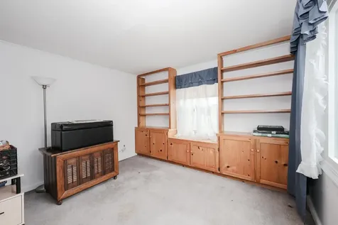 4 Elliot Park Dover NH 03820