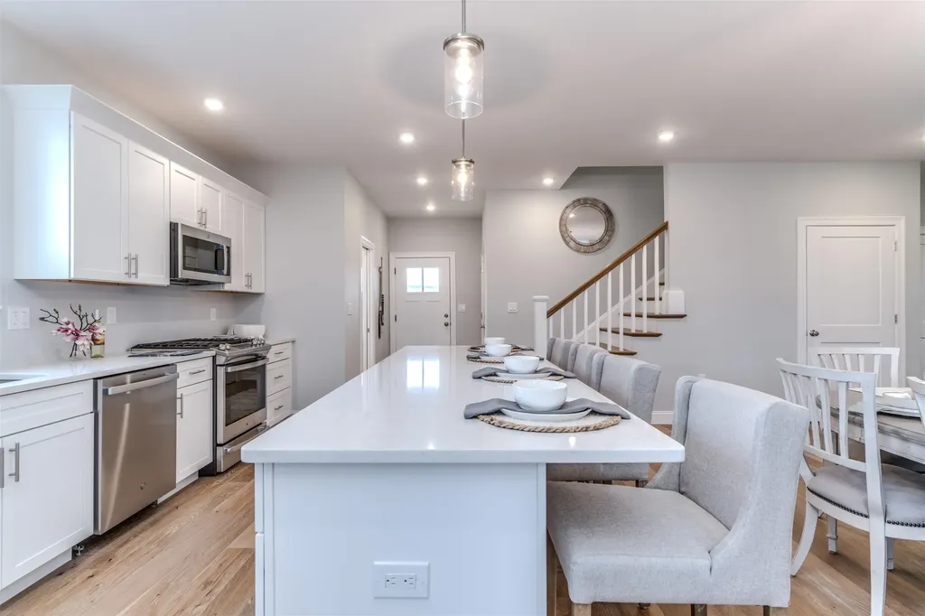 7 Braeden Drive Thornton NH 03285