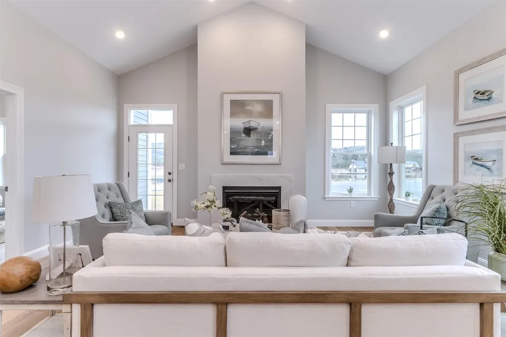 7 Braeden Drive Thornton NH 03285