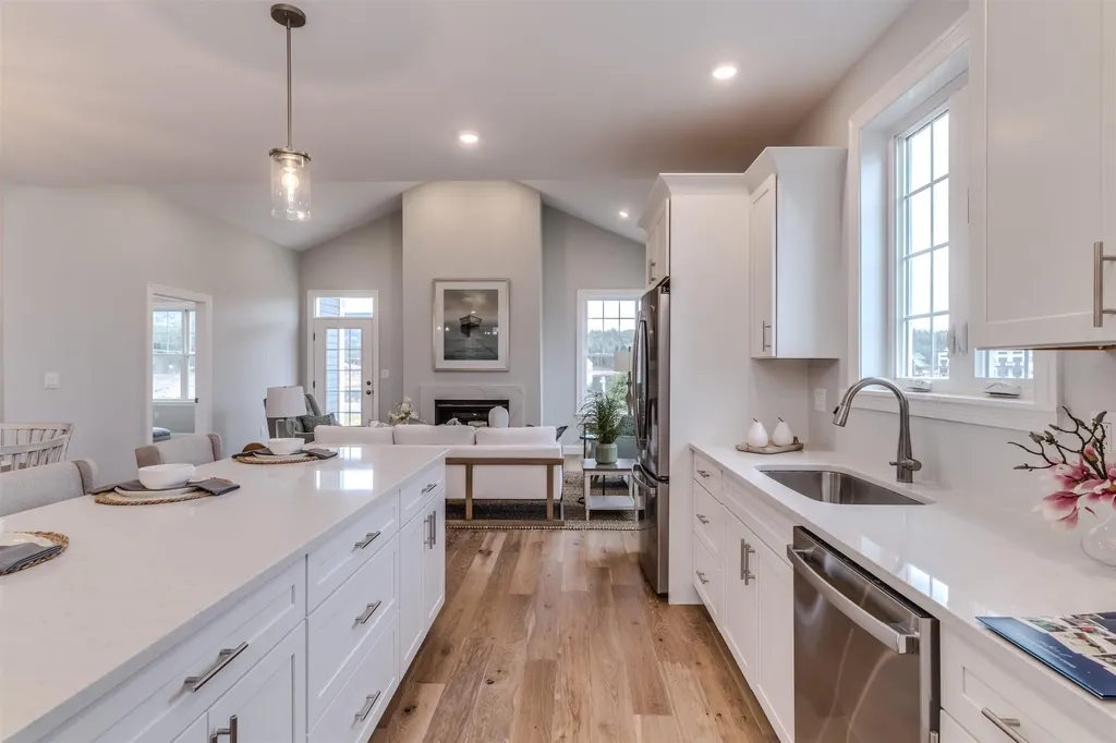 7 Braeden Drive Thornton NH 03285