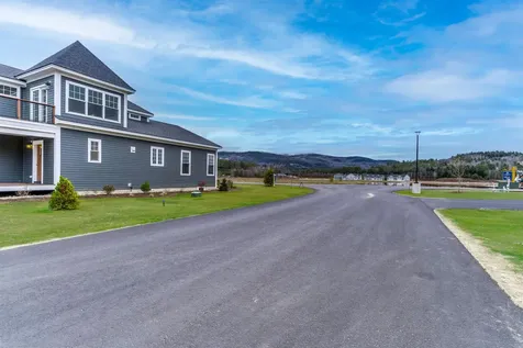 7 Braeden Drive Thornton NH 03285