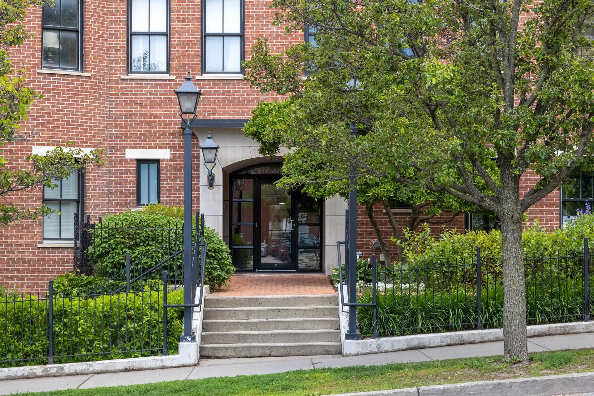 40 College Street Burlington VT 05401