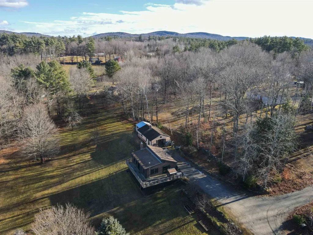 94 Town Farm Extension Springfield NH 03284